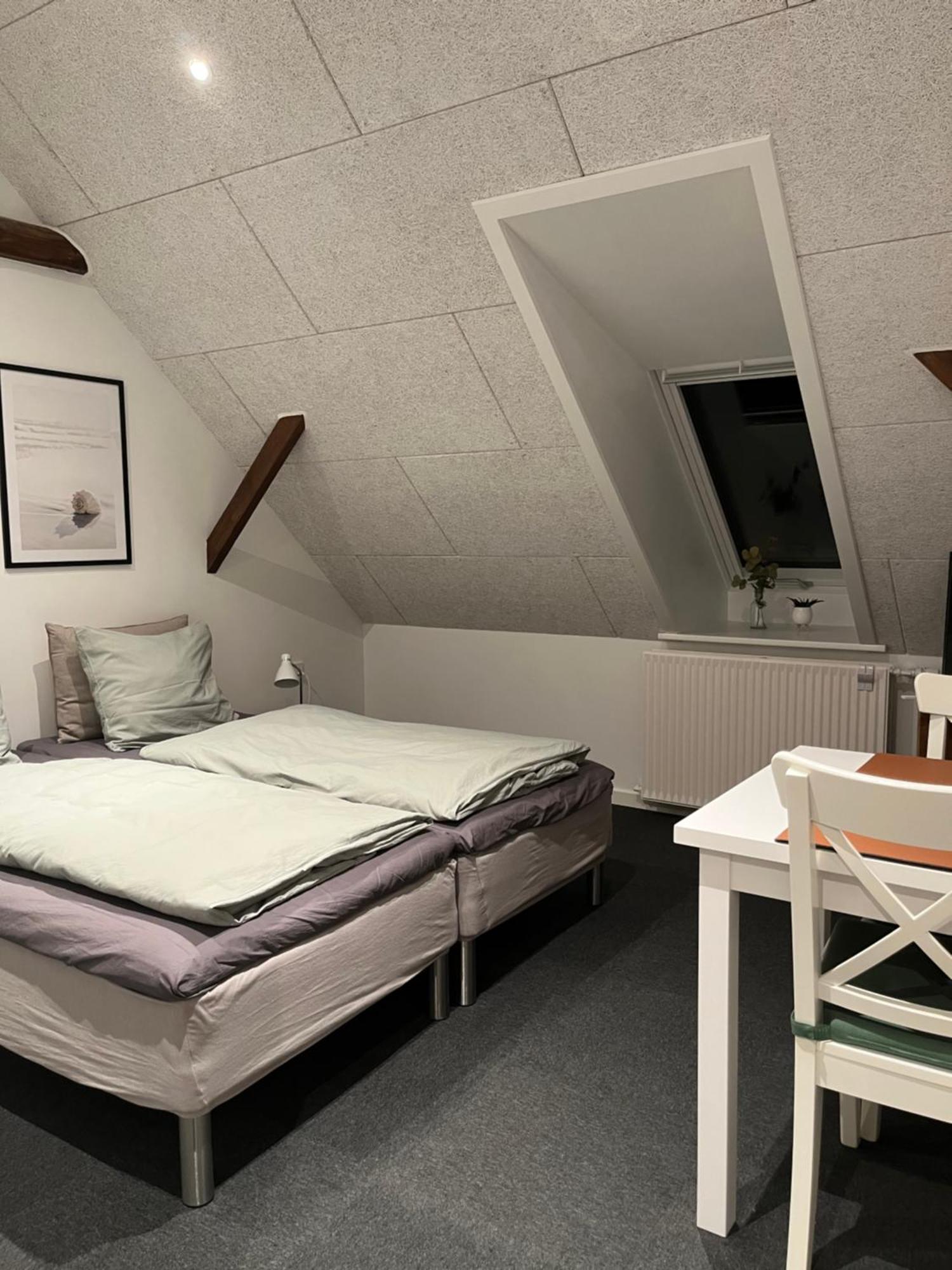 Bed And Kitchen
